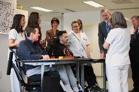 Royals At Visit To Paraplegic National Hospital - Toledo