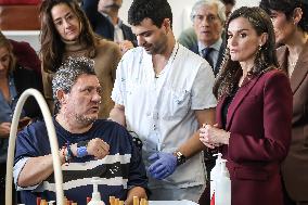 Royals At Visit To Paraplegic National Hospital - Toledo