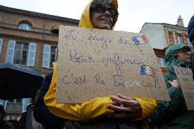 RESF And Others Gather In Front Of The Prefecture Of Occitania For Undocumented Children