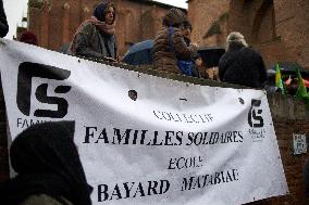 RESF And Others Gather In Front Of The Prefecture Of Occitania For Undocumented Children