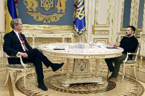 Zelenskyy, U.S. Treasury Secretary Bessent hold talks
