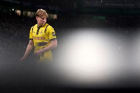 Sporting Clube de Portugal v Borussia Dortmund - UEFA Champions League 2024/25 League Knockout Play-off First Leg