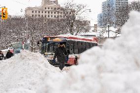 Heavy Snowfall in Canada