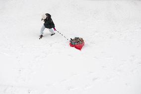 Heavy Snowfall in Canada
