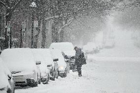 Heavy Snowfall in Canada