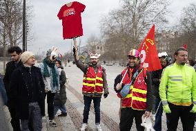 General Strike in the Video Game Industry - Paris RL