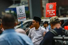 Demonstration Against The US President In Malaysia