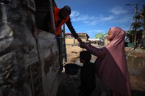 Humanitarian Aid In Gaza, Palestine