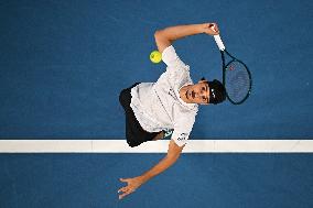 Open 13 Provence - Quarter-Final - Humbert v Sonego