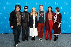 Berlinale Mickey 17 Photocall