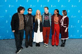 Berlinale Mickey 17 Photocall