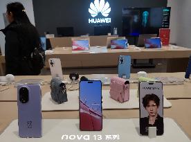 2024 Phones Shipments Increase in China