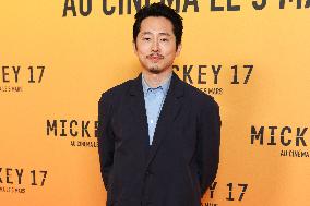 Mickey 17 Premiere - Paris