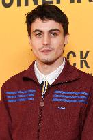 Mickey 17 Premiere - Paris