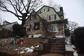 17-year-old Girl Identified As Deaza Barkley Is Dead After Being Shot In The Head At 87-25 Clover Place In The Holliswood Sectio