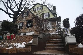 17-year-old Girl Identified As Deaza Barkley Is Dead After Being Shot In The Head At 87-25 Clover Place In The Holliswood Sectio