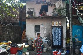 India - Lifestyle In Slum Area Kolkata