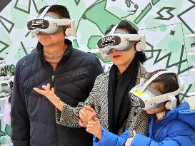 Global XR Device Shipments Decline in 2024