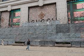 An Closed Gucci Store in Shanghai