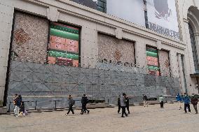 An Closed Gucci Store in Shanghai