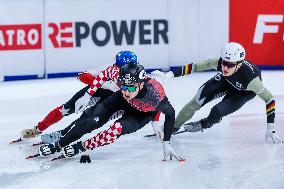 SPORT INVERNALI - Pattinaggio sul Ghiaccio - ISU World Tour Short Track - Milano 2025