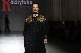 Khrystyna Rachytska presents new collection at UFW in Kyiv