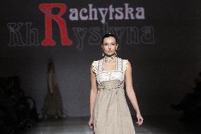 Khrystyna Rachytska presents new collection at UFW in Kyiv