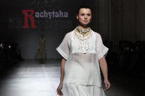 Khrystyna Rachytska presents new collection at UFW in Kyiv