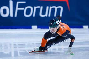 SPORT INVERNALI - Pattinaggio sul Ghiaccio - ISU World Tour Short Track - Milano 2025