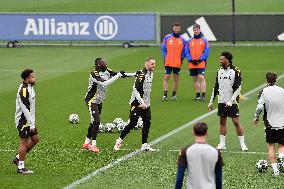 CALCIO - UEFA Champions League - Juventus Training