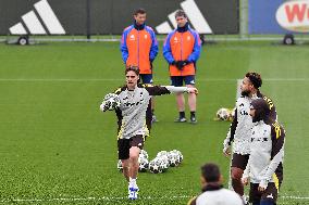 CALCIO - UEFA Champions League - Juventus Training