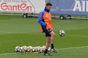 CALCIO - UEFA Champions League - Juventus Training