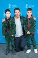 Berlinale The Thing with Feathers Photocall