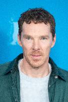 Berlinale The Thing with Feathers Photocall
