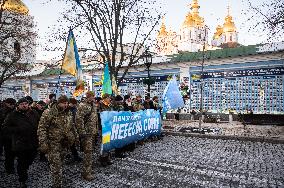 Memorial procession in honor of Heavenly Hundred Heroes takes place in Kyiv