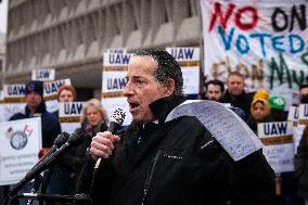 Protest against funding freeze at the Department of Health and Human Services