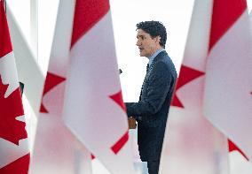 Trudeau Announces High-Speed Rail Network - Canada