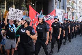 Pensioners Demonstrate Buenos Aires