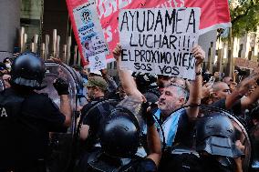 Pensioners Demonstrate Buenos Aires