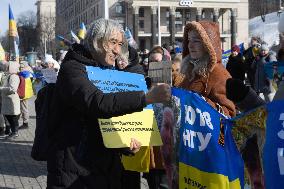 Performance in support of Kremlin prisoners in Kyiv