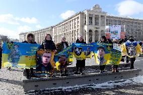 Performance in support of Kremlin prisoners in Kyiv
