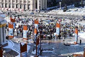 Performance in support of Kremlin prisoners in Kyiv