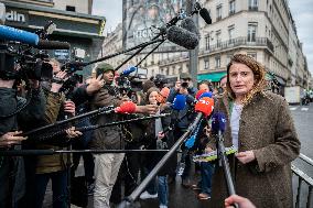 French President and Party Leaders Meet on Ukraine Crisis - Paris