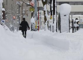 Heavy snowfall in Japan