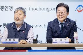 Lee Jae-myung Visits Korean Confederation Of Trade Unions: "Clear Stance On Reducing Working Hours And Four-Day Workweek"