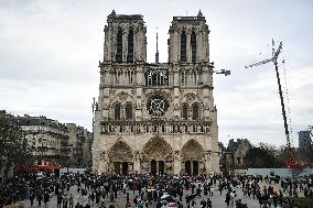 A Mass for Corsica at Notre Dame De Paris