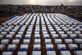 Tents Shelter Displaced Palestinians in Gaza's Al-Zaytoun