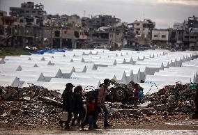 Tents Shelter Displaced Palestinians in Gaza's Al-Zaytoun