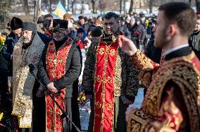 Kyiv pays tribute to Heavenly Hundred Heroes