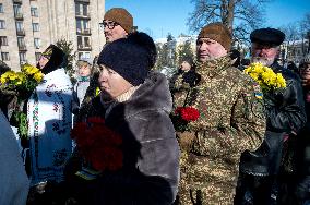 Kyiv pays tribute to Heavenly Hundred Heroes